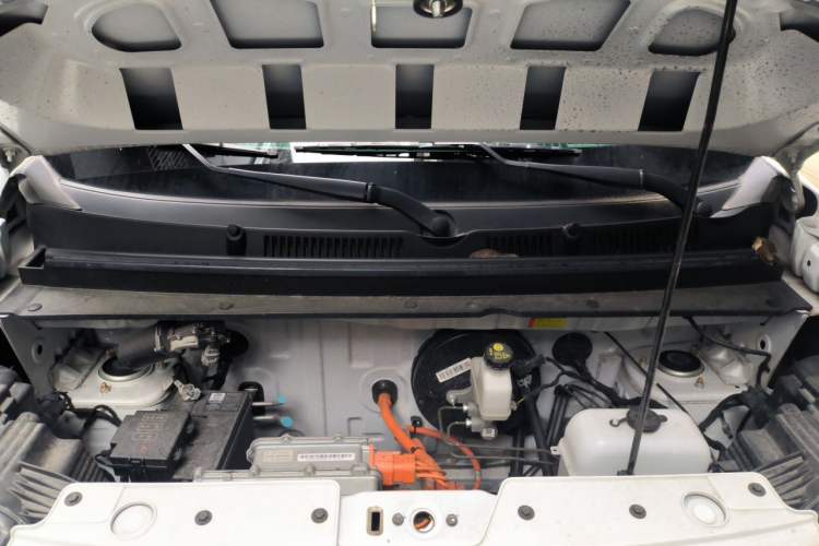 Used Wuling Zhiguang New Energy 2025 Comfort Model Engine Bay