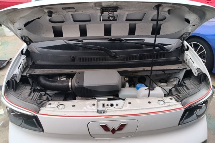 Used Wuling Zhiguang New Energy 2025 Comfort Model Engine Bay