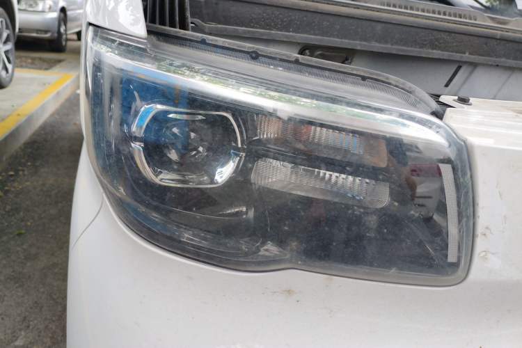 Used Wuling Zhiguang New Energy 2025 Model 305km Ambitious Edition Exterior 1