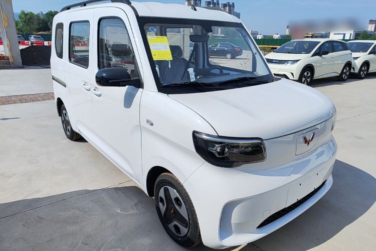 Used Wuling Zhiguang New Energy 2025 Model 305km Ambitious Edition Exterior 1