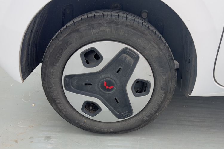 Used Wuling Zhiguang New Energy 2025 Comfort Model Exterior 1