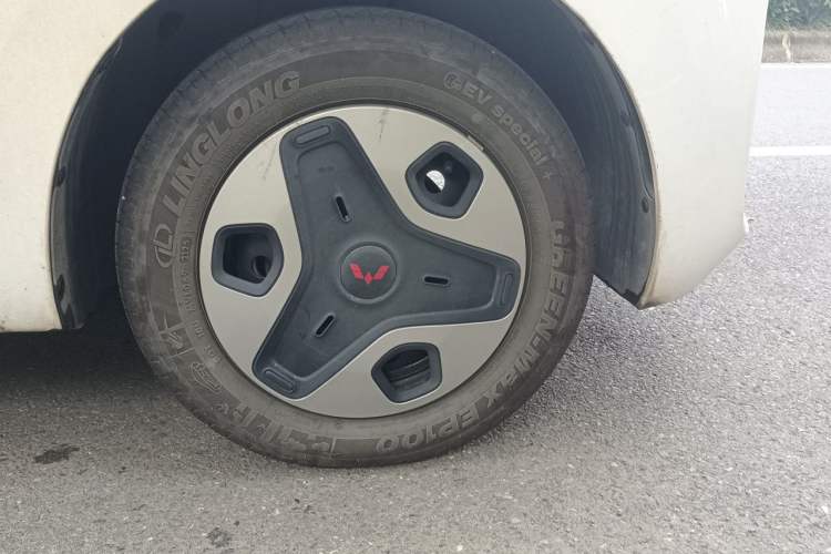 Used Wuling Zhiguang New Energy 2025 Model 305km Ambitious Edition Exterior 1