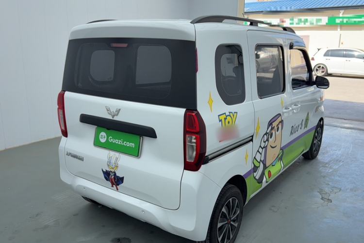 Used Wuling Zhiguang New Energy 2025 Model 305km Ambitious Edition Exterior 2