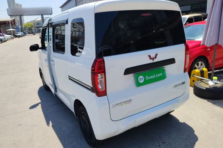 Used Wuling Zhiguang New Energy 2025 Standard Model Exterior 2