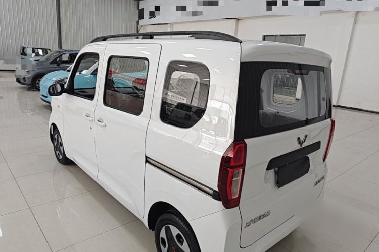 Used Wuling Zhiguang New Energy 2025 Model 305km Ambitious Edition Exterior 2