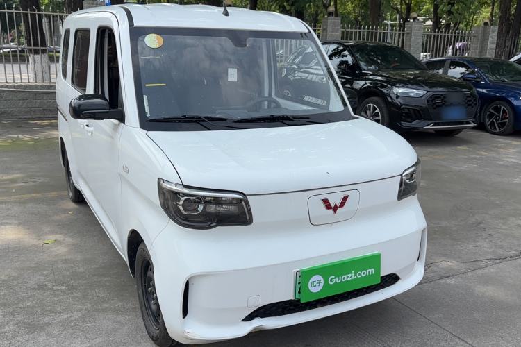 Used Wuling Zhiguang New Energy 2025 Standard Model Exterior 2