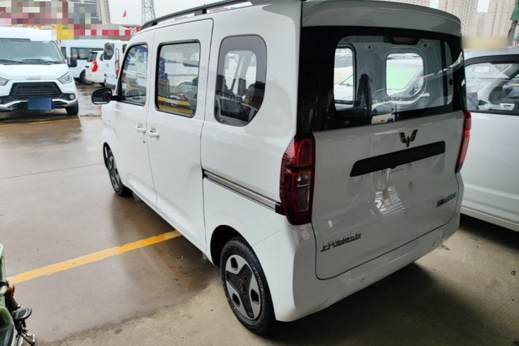 Used Wuling Zhiguang New Energy 2025 Model 305km Ambitious Edition Exterior 2