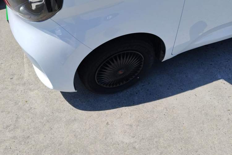 Used Wuling Zhiguang New Energy 2025 Standard Model Exterior 4