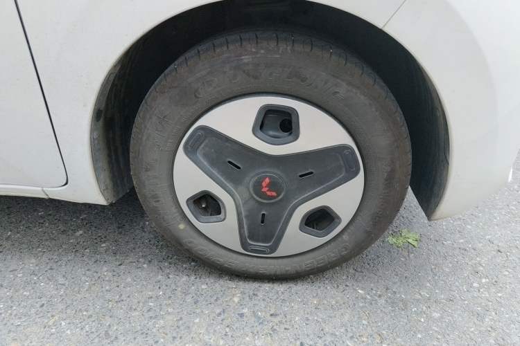 Used Wuling Zhiguang New Energy 2025 Comfort Model Exterior 7