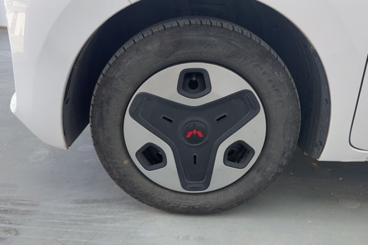 Used Wuling Zhiguang New Energy 2025 Comfort Model Exterior 9