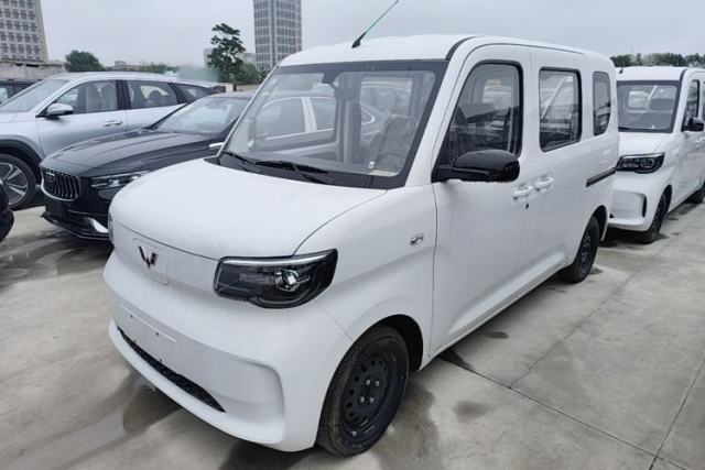 Used Wuling Zhiguang New Energy 2025 Standard Model