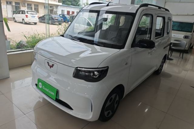 Used Wuling Zhiguang New Energy 2025 Model 305km Ambitious Edition