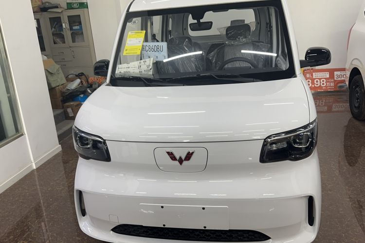 Used Wuling Zhiguang New Energy 2025 Model 305km Ambitious Edition Front