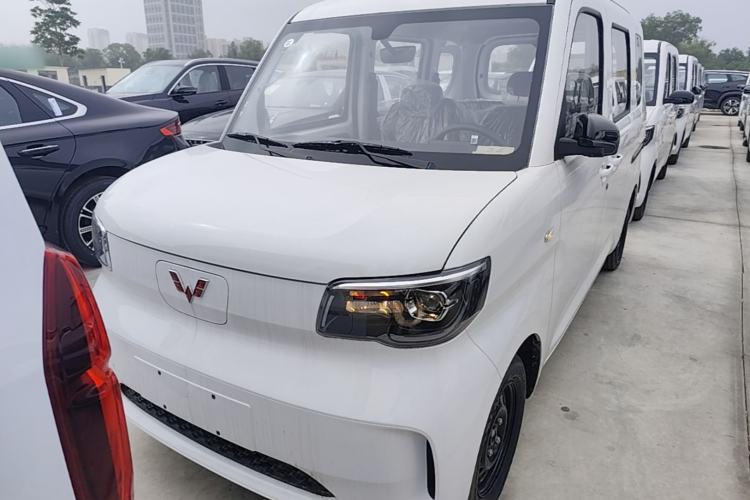 Used Wuling Zhiguang New Energy 2025 Standard Model Front