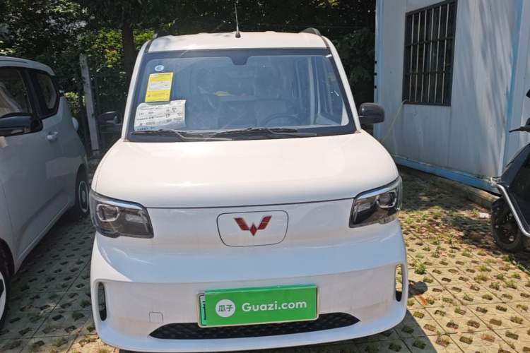 Used Wuling Zhiguang New Energy 2025 Model 305km Ambitious Edition Front