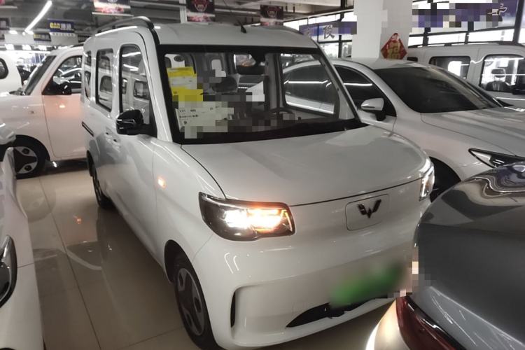 Used Wuling Zhiguang New Energy 2025 Model 305km Ambitious Edition Front