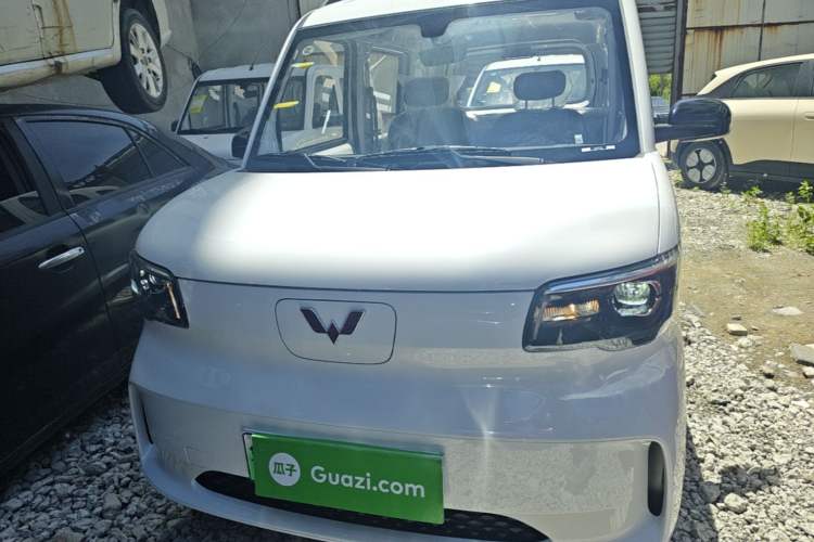 Used Wuling Zhiguang New Energy 2025 Model 305km Ambitious Edition Front