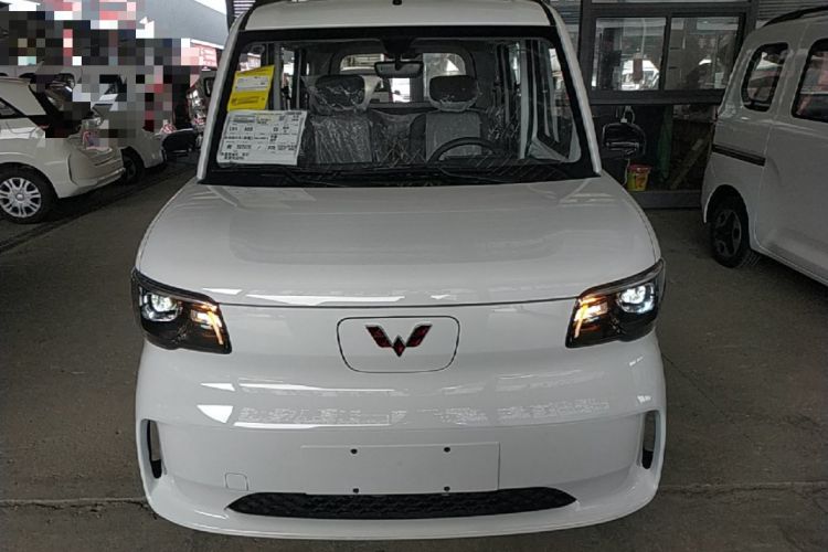 Used Wuling Zhiguang New Energy 2025 Model 305km Ambitious Edition Front
