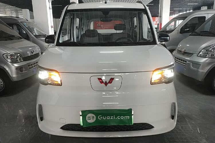 Used Wuling Zhiguang New Energy 2025 Model 305km Ambitious Edition Front
