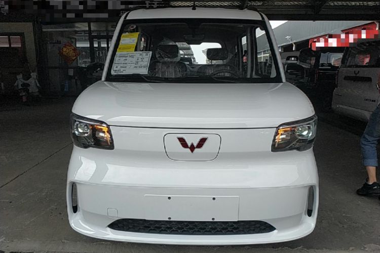 Used Wuling Zhiguang New Energy 2025 Model 305km Ambitious Edition Front