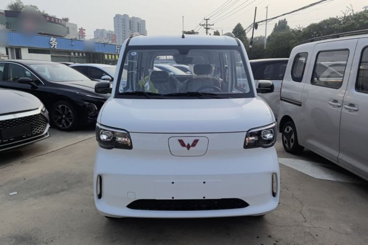 Used Wuling Zhiguang New Energy 2025 Model 305km Ambitious Edition Front