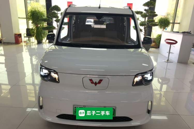 Used Wuling Zhiguang New Energy 2025 Model 305km Ambitious Edition Front