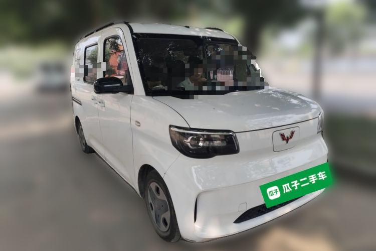 Used Wuling Zhiguang New Energy 2025 Model 305km Ambitious Edition Front Right 45 Deg