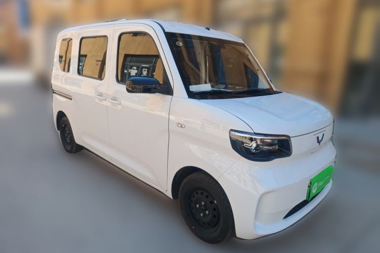 Used Wuling Zhiguang New Energy 2025 Standard Model Front Right 45 Deg