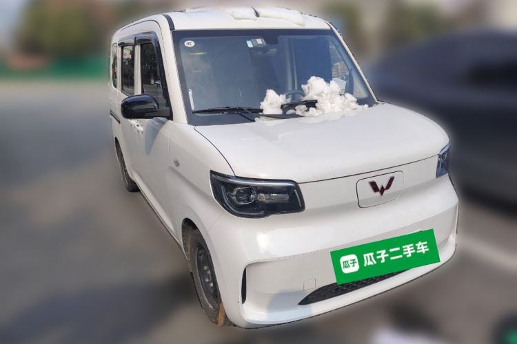 Used Wuling Zhiguang New Energy 2025 Standard Model Front Right 45 Deg