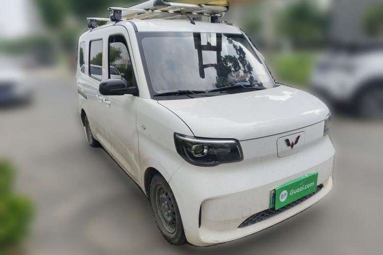 Used Wuling Zhiguang New Energy 2025 Standard Model Front Right 45 Deg