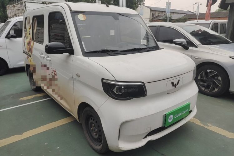 Used Wuling Zhiguang New Energy 2025 Standard Model Front Right 45 Deg