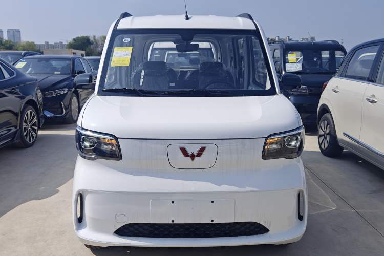 Used Wuling Zhiguang New Energy 2025 Model 305km Ambitious Edition Front