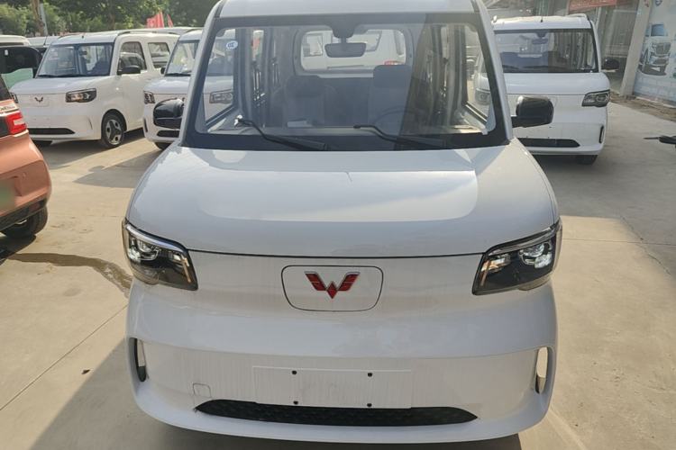 Used Wuling Zhiguang New Energy 2025 Model 305km Ambitious Edition Front