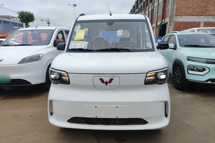 Used Wuling Zhiguang New Energy 2025 Model 305km Ambitious Edition Front