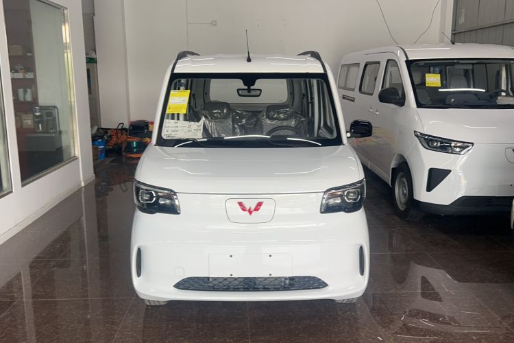 Used Wuling Zhiguang New Energy 2025 Model 305km Ambitious Edition Front