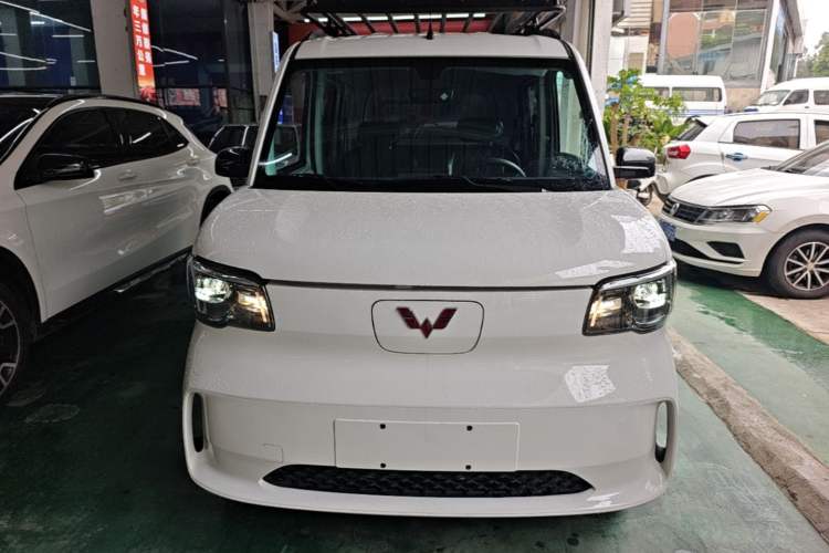 Used Wuling Zhiguang New Energy 2025 Model 305km Ambitious Edition Front
