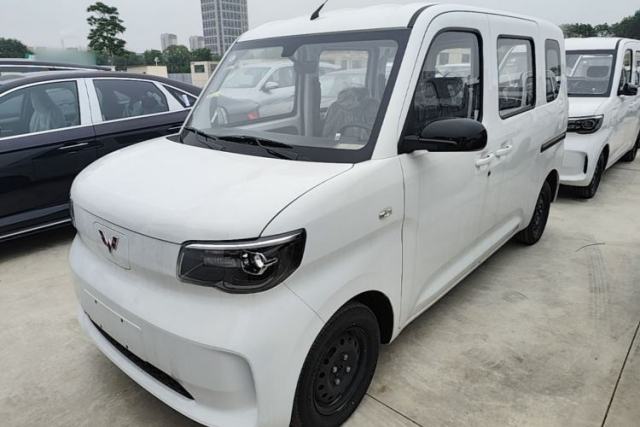 Used Wuling Zhiguang New Energy 2025 Standard Model