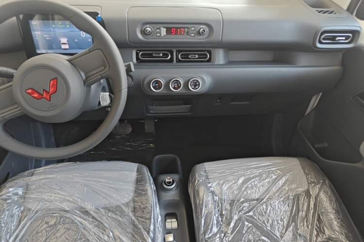 Used Wuling Zhiguang New Energy 2025 Model 305km Ambitious Edition Gear Lever