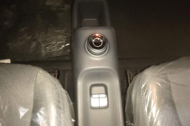 Used Wuling Zhiguang New Energy 2025 Comfort Model Gear Lever