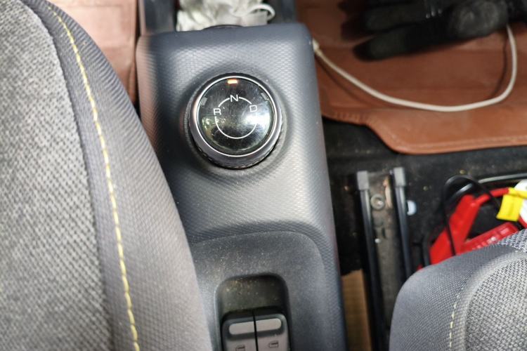 Used Wuling Zhiguang New Energy 2025 Model 305km Ambitious Edition Gear Lever