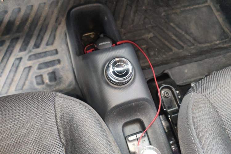 Used Wuling Zhiguang New Energy 2025 Standard Model Gear Lever