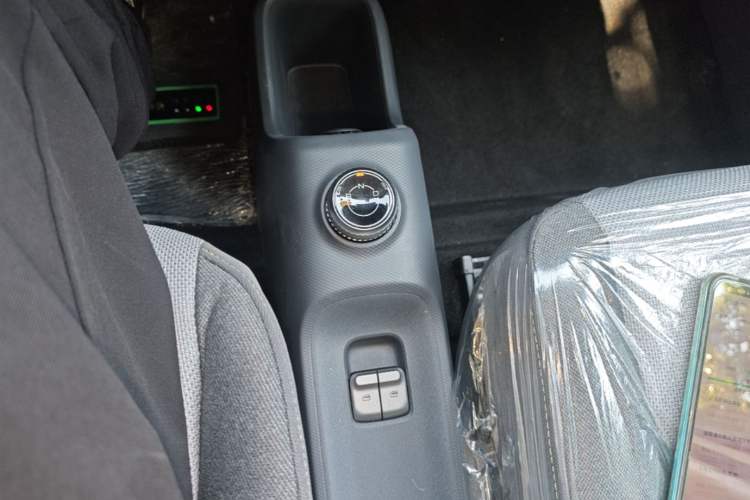 Used Wuling Zhiguang New Energy 2025 Model 305km Ambitious Edition Gear Lever