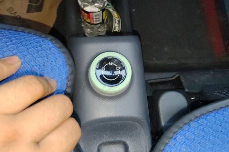 Used Wuling Zhiguang New Energy 2025 Standard Model Gear Lever
