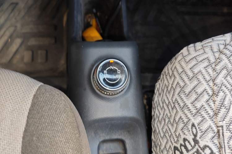 Used Wuling Zhiguang New Energy 2025 Model 305km Ambitious Edition Gear Lever