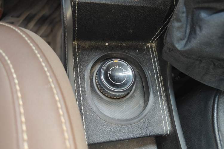 Used Wuling Zhiguang New Energy 2025 Comfort Model Gear Lever