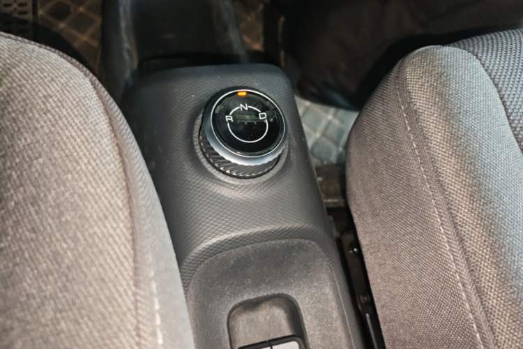 Used Wuling Zhiguang New Energy 2025 Comfort Model Gear Lever