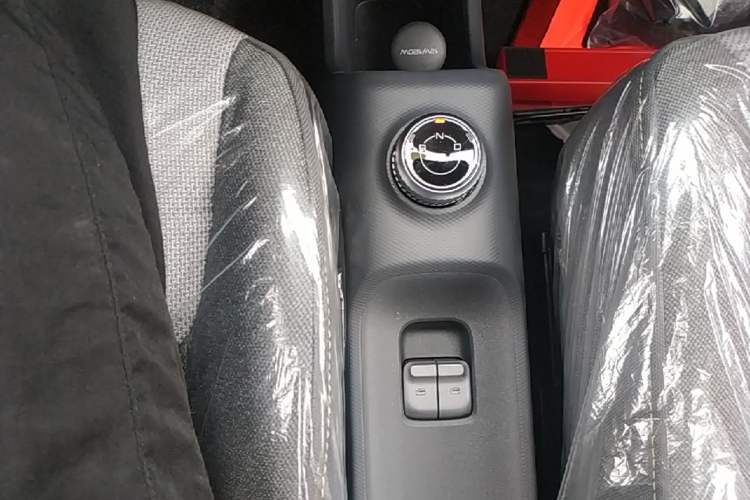 Used Wuling Zhiguang New Energy 2025 Model 305km Ambitious Edition Gear Lever