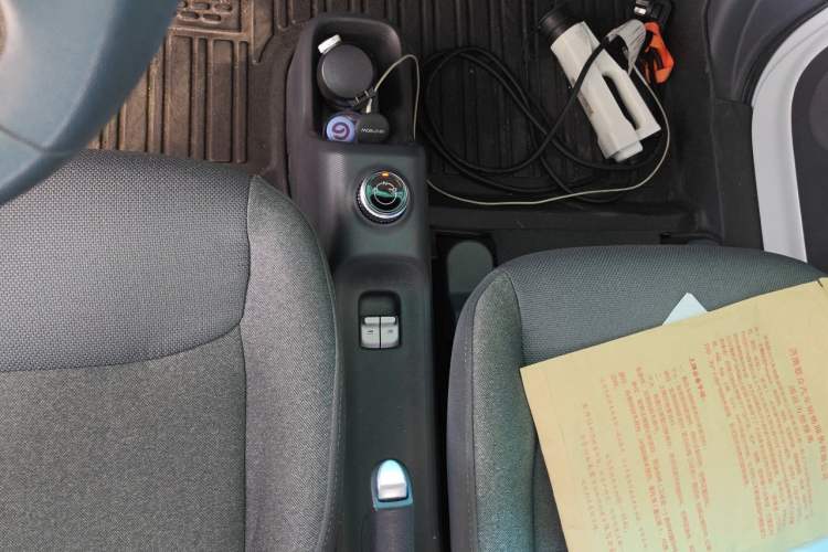 Used Wuling Zhiguang New Energy 2025 Standard Model Gear Lever