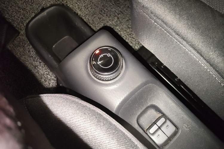 Used Wuling Zhiguang New Energy 2025 Comfort Model Gear Lever