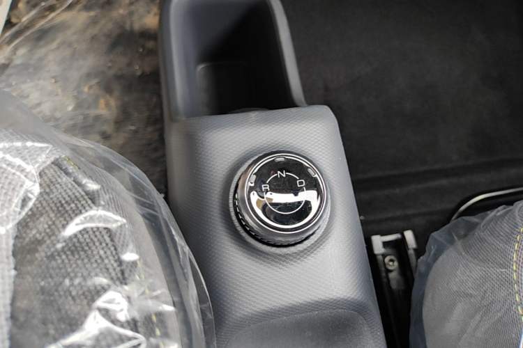 Used Wuling Zhiguang New Energy 2025 Model 305km Ambitious Edition Gear Lever